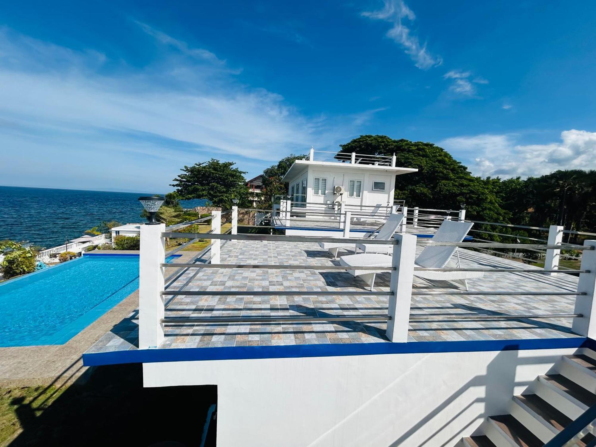 1888 Beach Resort Dumaguete City Exterior photo
